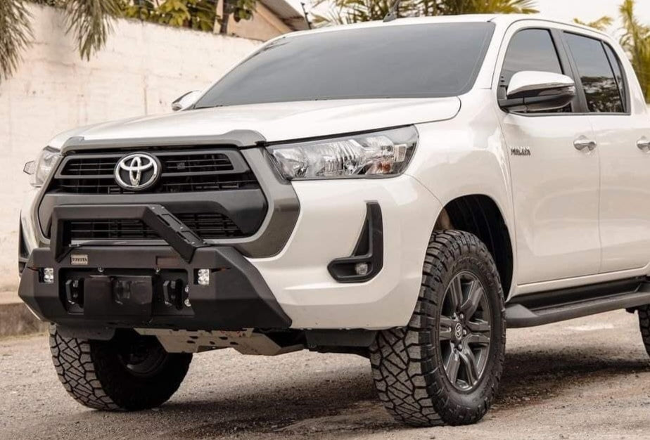 Toyota Hilux Nudgebar